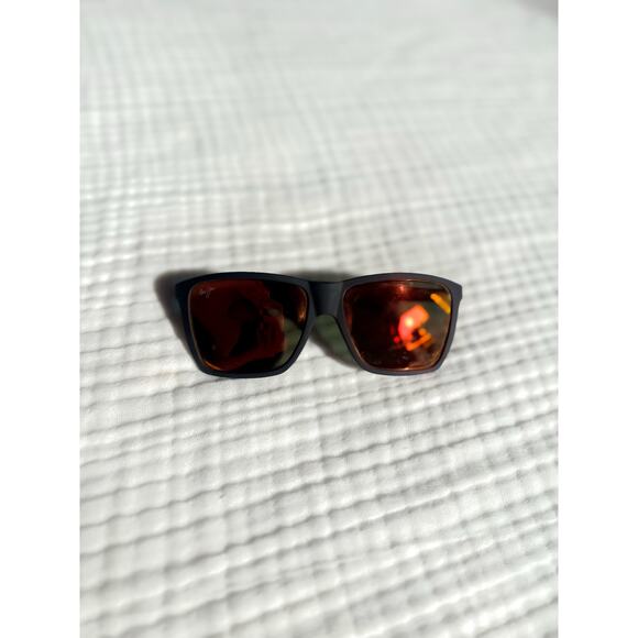 Maui Jim Cruzem Matte Black Hawaii Lava Rectangular Sunglasses - Picture 3 of 8